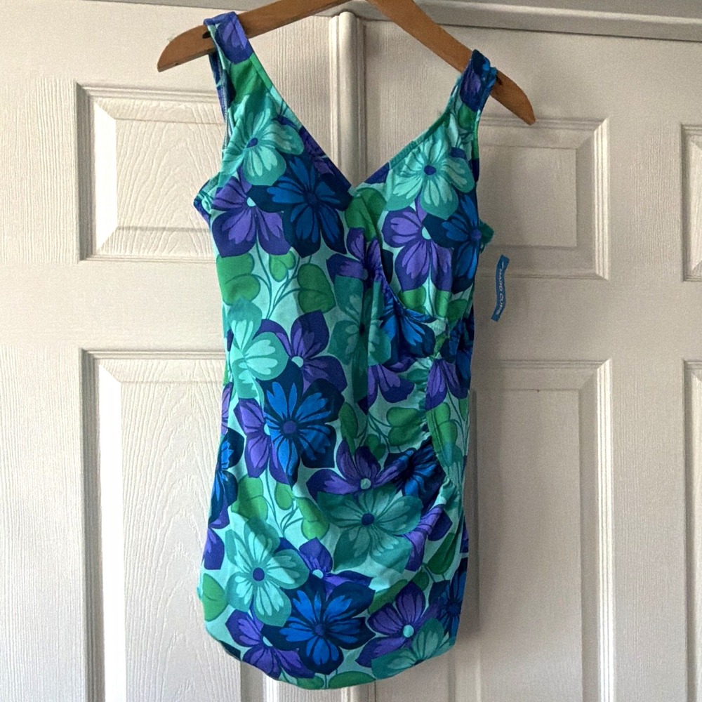 Tropical Escape Womens Plus 20W One Piece Swimdress Floral Hard Cups Blue